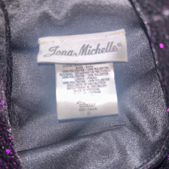 Jona Michelle. Glittery Dress. Girl Size 8 - Picture 4 of 6